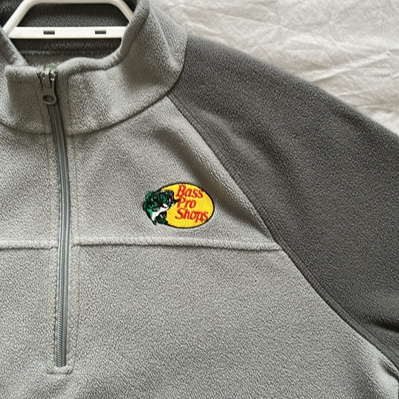 Bass Pro Shop adult medium fleece half zip pullover - Picture 2 of 5